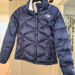 The North Face Women's Navy Puffer Jacket